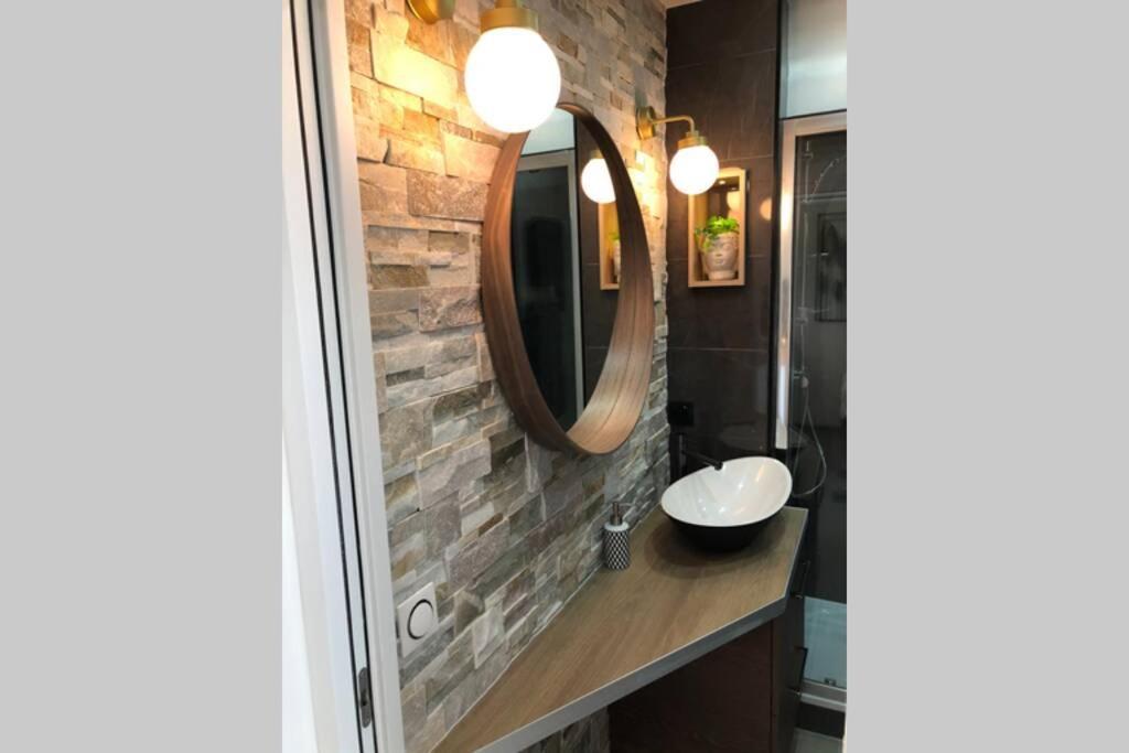 Appartement Vue Mer Et Port, Refait A Neuf Pour Vous ! Climatise La Grande-Motte Exterior foto